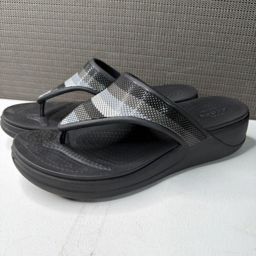 Crocs Monterey Beaded Stripe Wedge Flip Flop Women’s Size 10 Black Grey Silver
